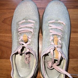 Brooks Levitate 2- Pink, Tan, Gold